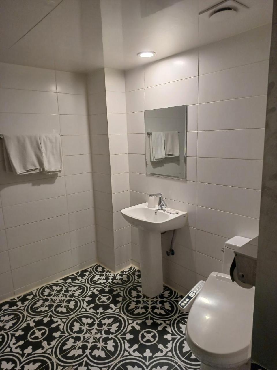 Hotel Yaja Hwajeong Station 高阳市 外观 照片