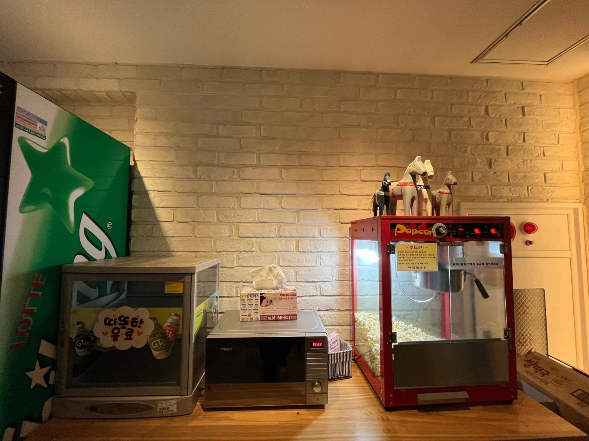 Hotel Yaja Hwajeong Station 高阳市 外观 照片